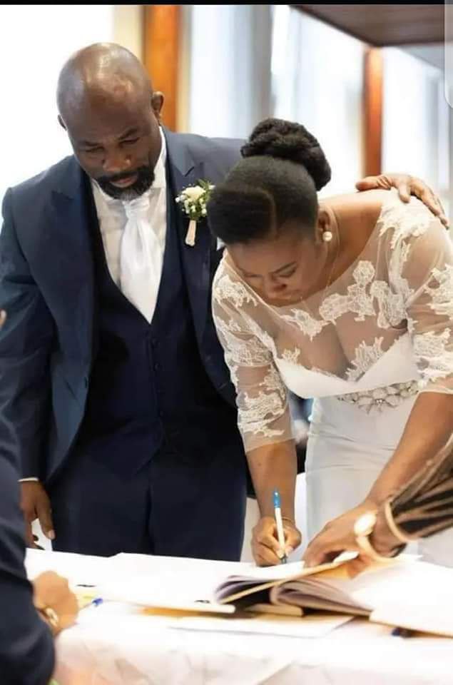 Charlotte Dipanda et son époux
Top 10 des mariages des célébrités Africaines